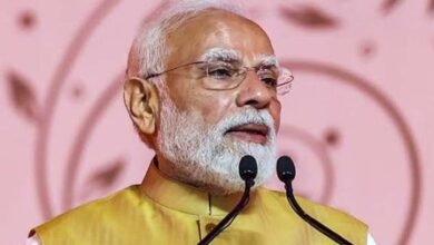 नशे से दूर रहें, पीएम मोदी ने युवाओं को किया जागरूक 2 3 1
