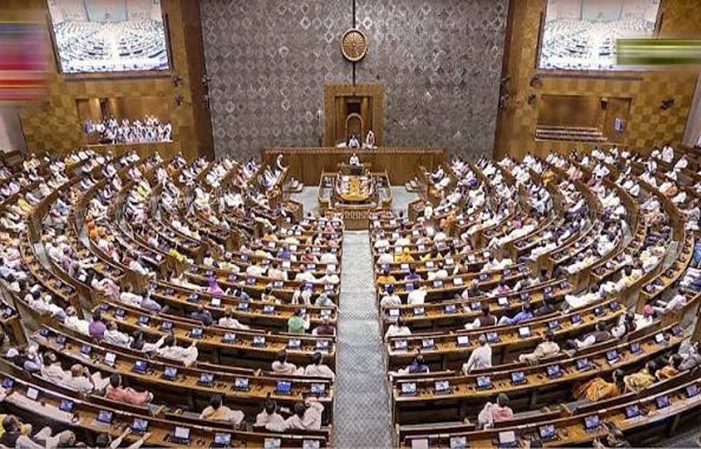 संसद में हंगामे के बीच सरकार की बड़ी जीत, लोकसभा ने ध्वनिमत से पास किया एप्रोप्रिएशन (नंबर-3) बिल 1 4A 171