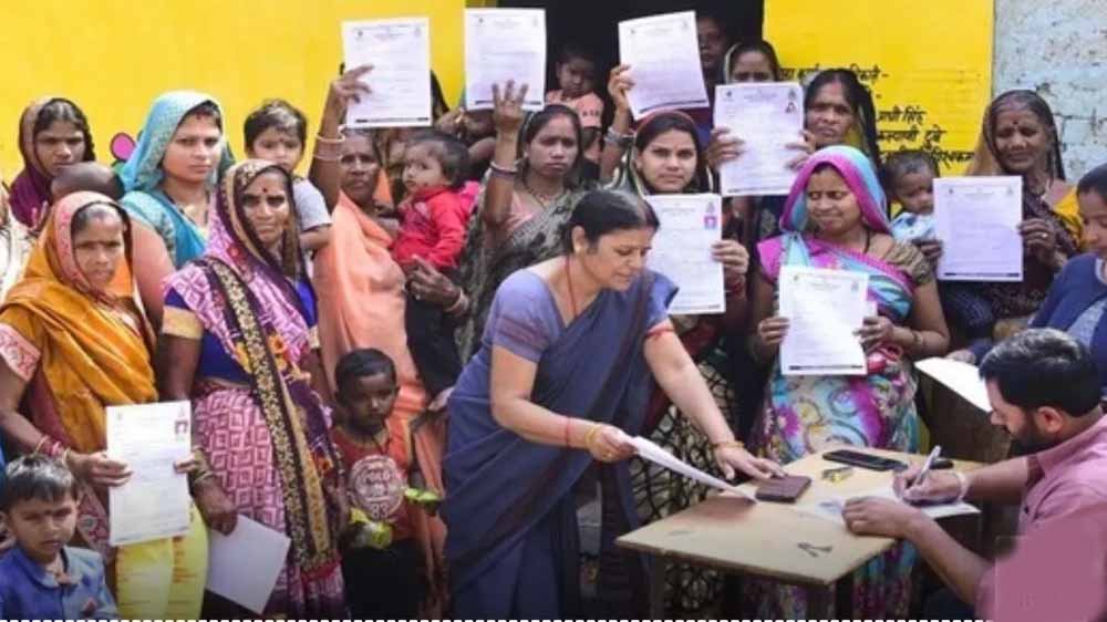 महतारी वंदन योजना का गलत फायदा पड़ा भारी, शिक्षक और क्लर्क से सैलरी के जरिए होगी रिकवरी 1 Chhattisgarh News 01 3 19