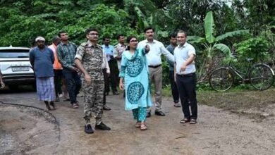 CG Flood Update: क्षतिग्रस्त पुलिया का निरीक्षण करने पहुंचे कलेक्टर, मरम्मत कार्य में तेजी के निर्देश 2 Chhattisgarh News 06 3 5