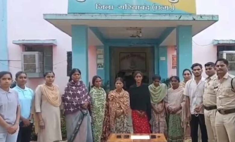 CG में महिला चोर गैंग पर शिकंजा, नागपुर की 7 महिलाएं गिरफ्तार; मंदिरों में गहने-पर्स करती थीं पार 4 Chhattisgarh News 07 2 8