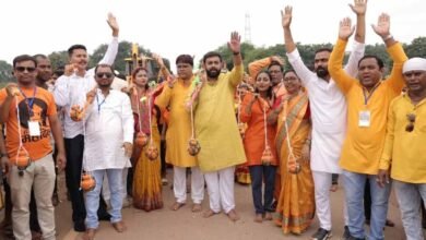 रायपुर में शिवभक्ति का दिखा अद्भुत नजारा, विशाल कांवड़ यात्रा ने बांधा समां 6 Chhattisgarh News 08 3 17