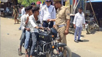 CG में ट्रैफिक पुलिस का बड़ा एक्शन, 1035 वाहन चालकों से 5 लाख रुपये जुर्माना वसूला 2 Chhattisgarh News 09 2 6