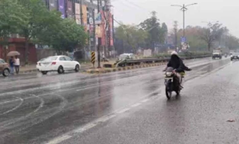 CG में मौसम बिगड़ेगा! 3 दिन अतिभारी बारिश का अलर्ट, आंधी-गरज के साथ बिजली गिरने की चेतावनी 7 Punjab News 02 3 12