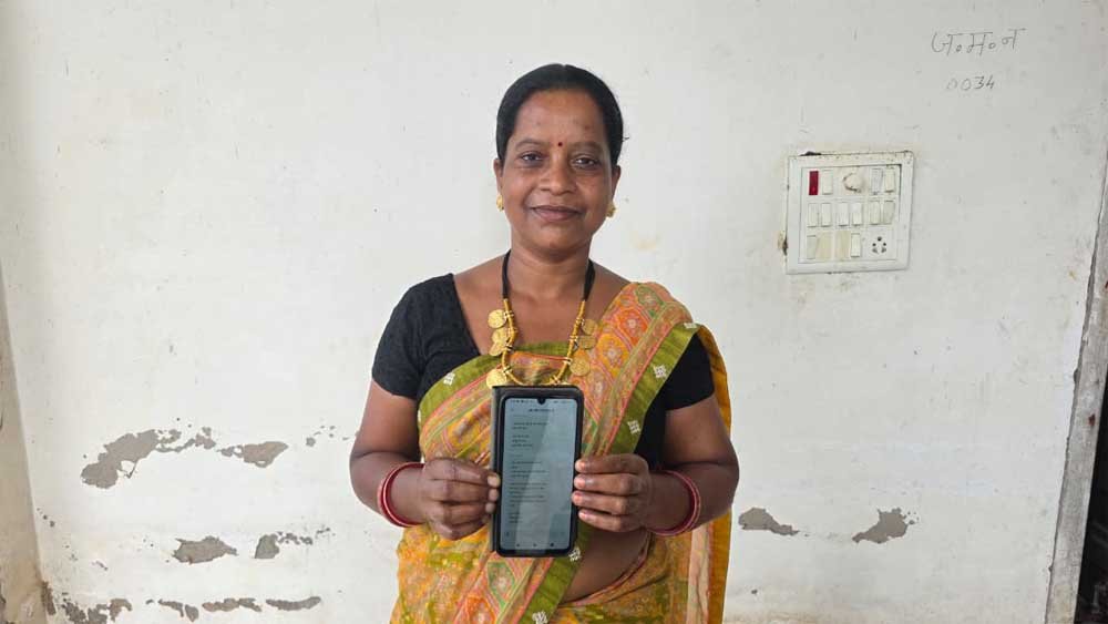 पुहपुटरा की पती बाई ने मुख्यमंत्री विष्णु भैया के प्रति जताया आभार 1 Rakhi 02 3
