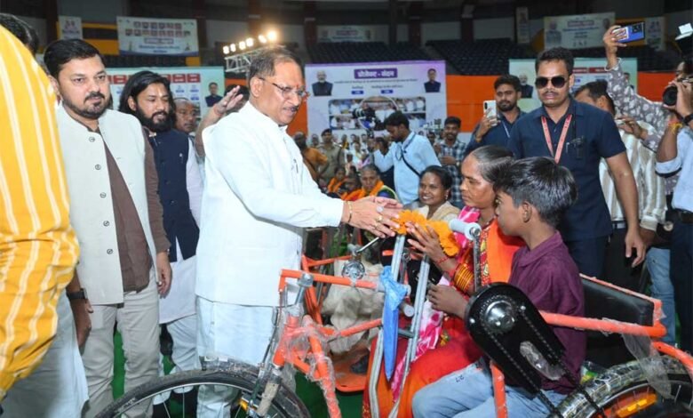 छत्तीसगढ़ का समाज कल्याण मॉडल बना जनसेवा और सामाजिक सुरक्षा की मिसाल 5 Sahata 03