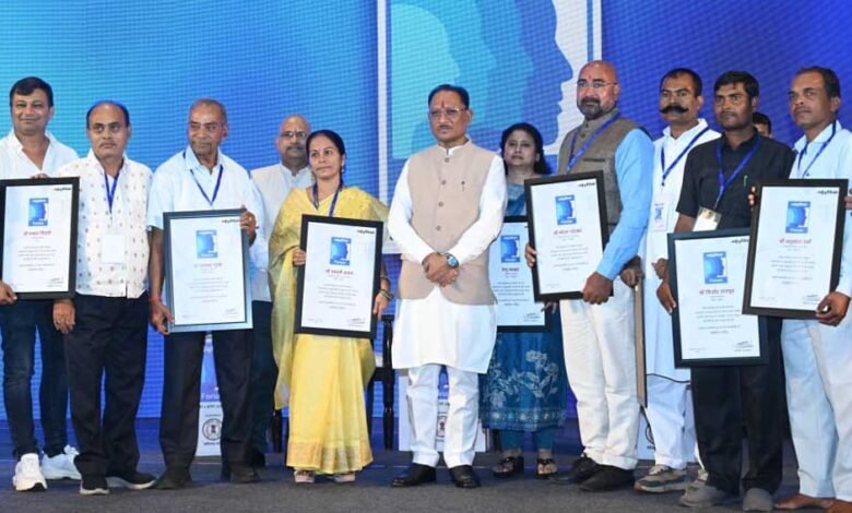 धान की रिकॉर्ड खरीदी, 3100 रुपये प्रति क्विंटल की दर, सिंचाई परियोजनाओं को नई गति और कृषि आधारित रोजगार पर दिया जोर 4 Sahe 0555