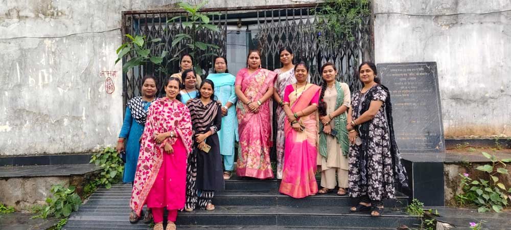 महिला आयोग सदस्य ने सखी सहेली सेंटर और नारी निकेतन का किया निरीक्षण 1 Shree 01