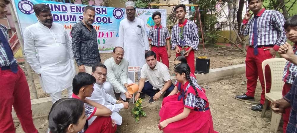 पेड़ों के बग़ैर जीवन की कल्पना नहीं की जा सकती - मिर्ज़ा एजाज़ बेग 1 Tree 01 1