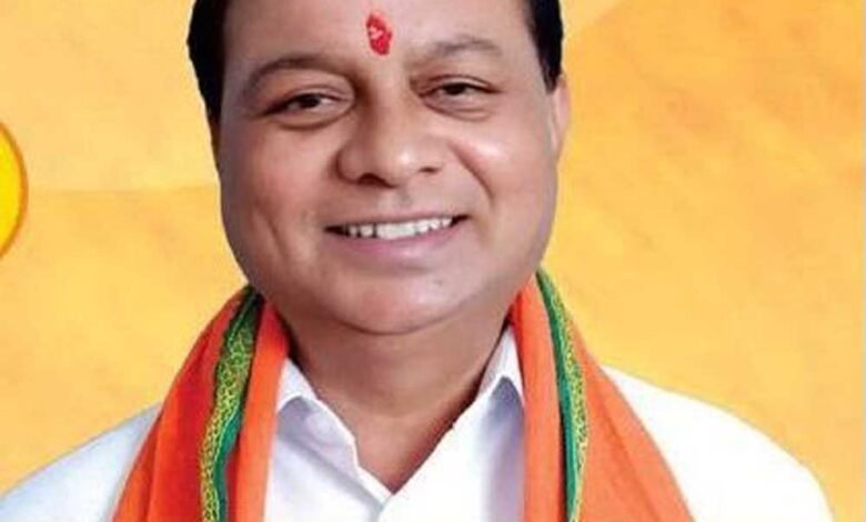 उद्योग मंत्री लखन लाल देवांगन की पहल से कोरबा की सड़कों के लिए साढ़े 17 करोड़ स्वीकृत 5 lAKHAN 01