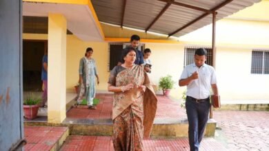 बालिकाओं की सेहत से खिलवाड़ नहीं आयोग का सख्त संदेश 2 varnika