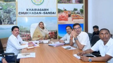सेवा संकल्प से पोषण माह तक, मंत्री लक्ष्मी राजवाड़े ने गतिविधियों की समीक्षा कर दिए जरूरी निर्देश 2 12A 15