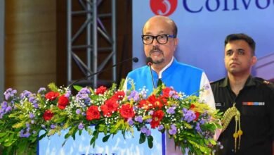 ‘डिजिटल एडिक्शन सबसे खतरनाक नशा’, ICFAI विश्वविद्यालय के दीक्षांत समारोह में राज्यपाल डेका ने किया आगाह 7 12A 213