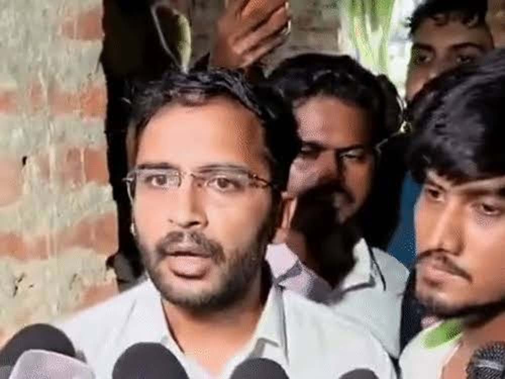 CJP की गुवाहाटी मीटिंग से पहले बड़ा एक्शन, आशुतोष रांका समेत कई लोग हिरासत में 1 133 13
