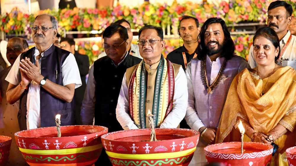 असंगठित क्षेत्र के रिक्शा चालकों को ई-रिक्शा खरीदी के लिए अब 50 हजार के स्थान पर एक लाख रुपए की मिलेगी सहायतामुख्यमंत्री 1 17A 246