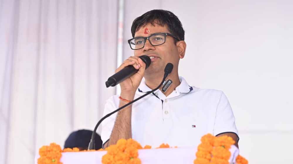 खर्राघाट में विकास कार्यों का भूमिपूजन, ओपी चौधरी ने केलो नदी में डुबकी लगाकर किया नमन 1 24 135