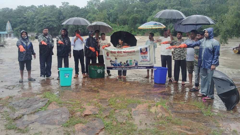 सेवा मेरा योगदान’ अभियान के तहत जल स्रोतों की साफ-सफाई 1 25A 229
