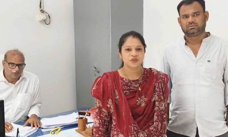अपने नाम जमीन की रजिस्ट्री पर महिला किसान चंद्रकांता को 9,510 रुपये की राहत 1 25A 267