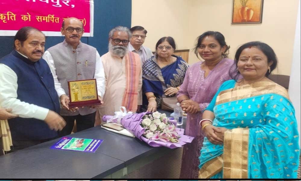 AI की बढ़ती ताकत के बीच विशेषज्ञों की चेतावनी, मानव सोच और संवेदनाओं की जगह नहीं ले सकती तकनीक 1 2A 17 2