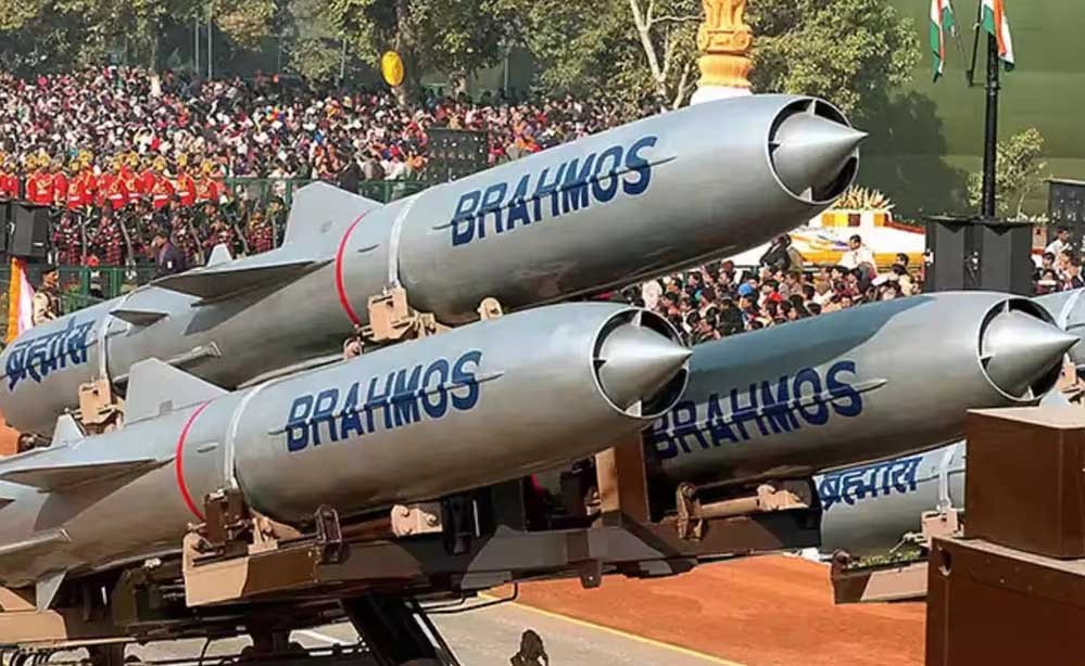 रफ्तार और रेंज में ब्रह्मोस से आगे ‘प्रलय’, क्यों कहा जा रहा इसे भारत का नया ब्रह्मास्त्र? 1 30 A 163 3