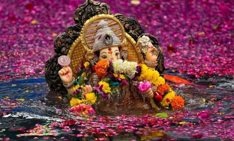 अनंत चतुर्दशी 2026: गणपति विसर्जन का शुभ मुहूर्त और पूजा विधि जानें 7 54 19