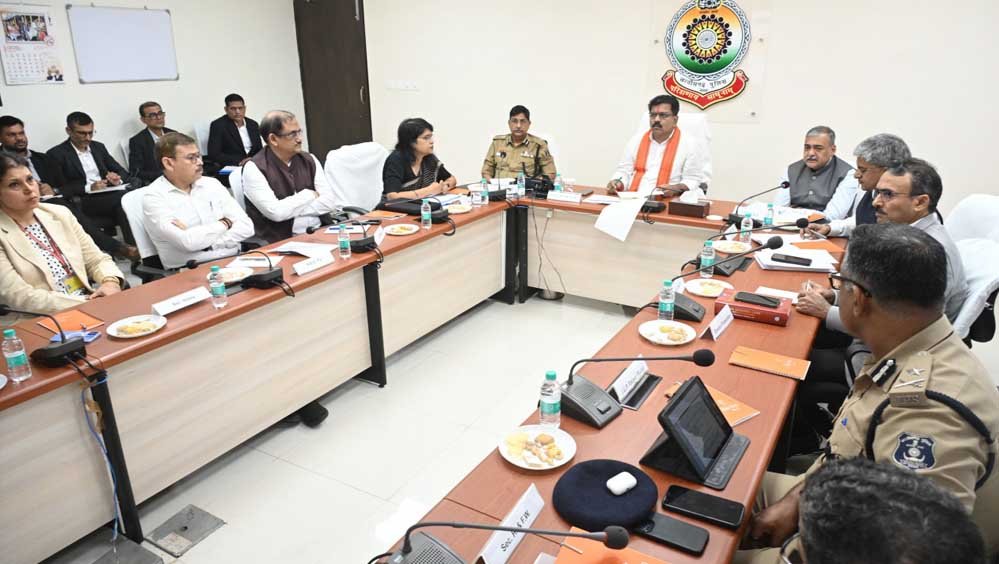 नए आपराधिक कानूनों को लेकर एक्शन में सरकार, विजय शर्मा बोले- हर स्तर पर नजर आए ठोस सुधार 1 8A 39