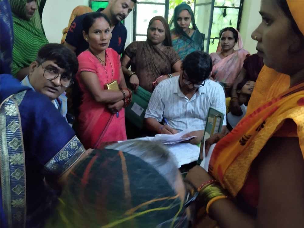CG में वायरल फीवर का कहर! रोजाना हजारों मरीज पहुंच रहे अस्पताल, बुखार-बदन दर्द की शिकायत 1 Chhattisgarh News 06 3 3