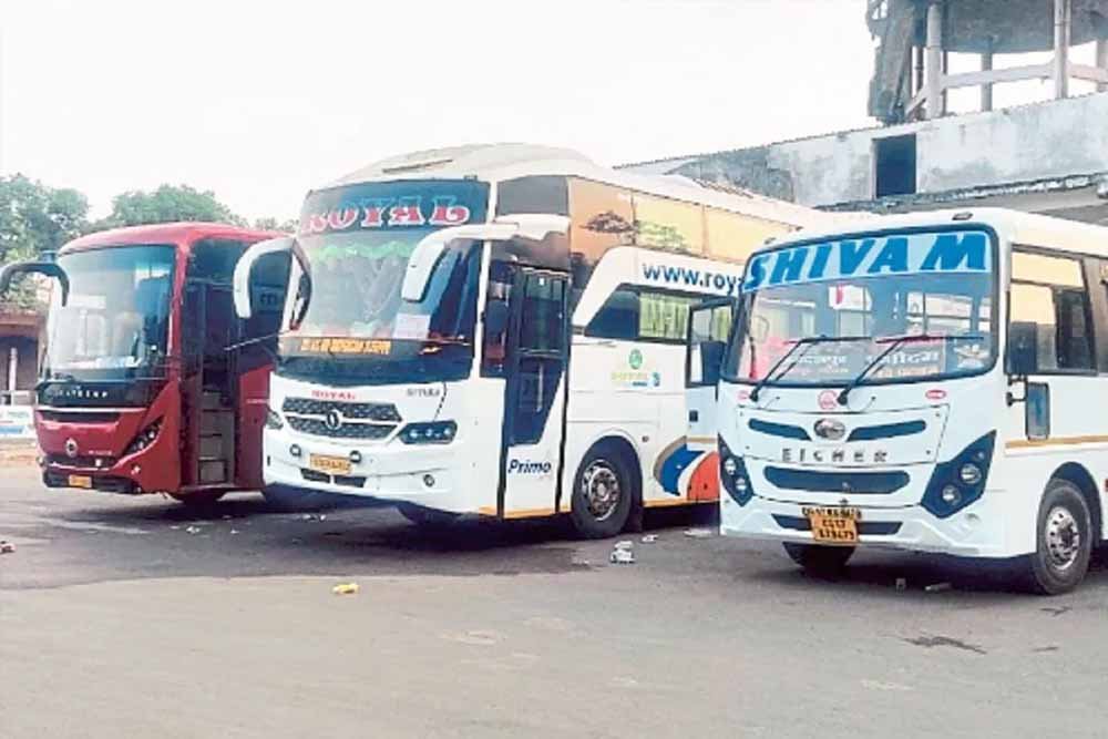 CG Bus Strike: किराया बढ़ाने की मांग पर कल बसों का चक्का जाम, यात्रियों की बढ़ेगी परेशानी 1 Chhattisgarh News 07 1 11