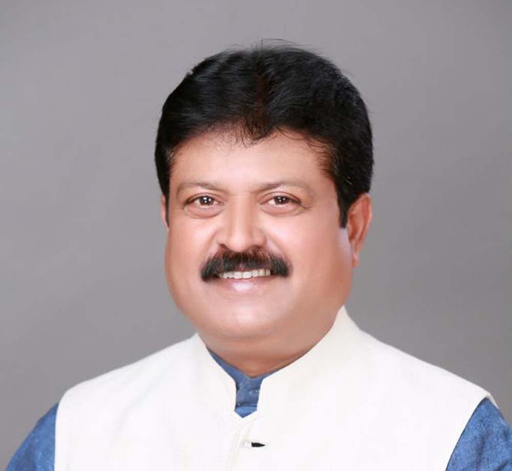 प्रधानमंत्री नरेंद्र मोदी जी के 25 वर्ष के जनसेवा कार्यों एवं 76वें जन्मदिवस पर आशीर्वाद के दीप जलाने को लेकर पूर्व मुख्यमंत्री भूपेश बघेल के बयान पर नान अध्यक्ष का पलटवार 1 Congress 01