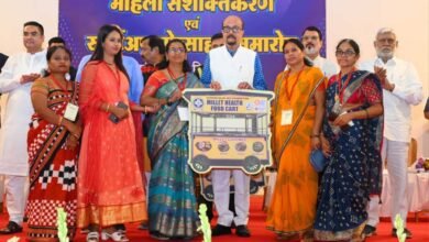 Mahila 01