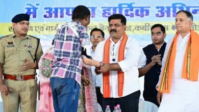 भगवान महावीर विकलांग सहायता समिति जयपुर, सकल जैन समाज एवं भारतीय जैन संगटना की पहल से दिव्यांगजनों को मिला सहारा 5 Viklang 02