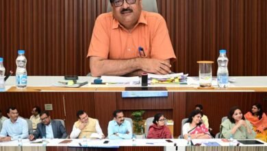 मुख्य सचिव ने विभागों में रिक्त पदों और भर्तियों की स्थिति की ली उच्च स्तरीय बैठक 2 cHIF