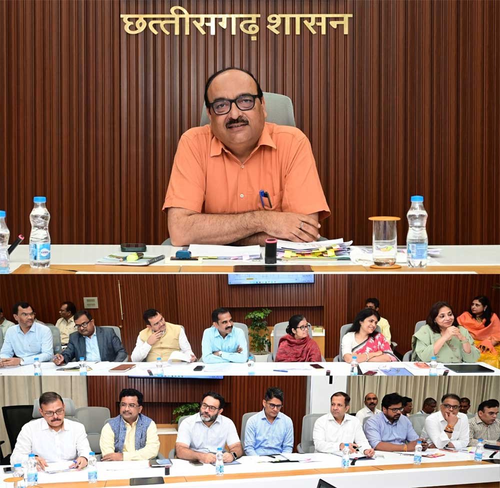 मुख्य सचिव ने विभागों में रिक्त पदों और भर्तियों की स्थिति की ली उच्च स्तरीय बैठक 1 cHIF