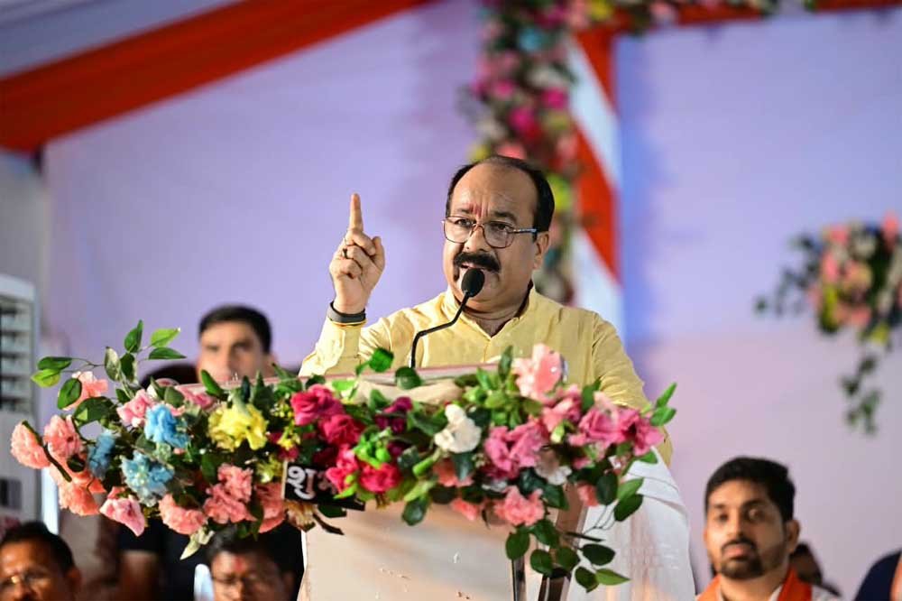 सड़क, शिक्षा और पर्यटन से बदल रहा कवर्धा का स्वरूप-उप मुख्यमंत्री विजय शर्मा 1 dUPTY02