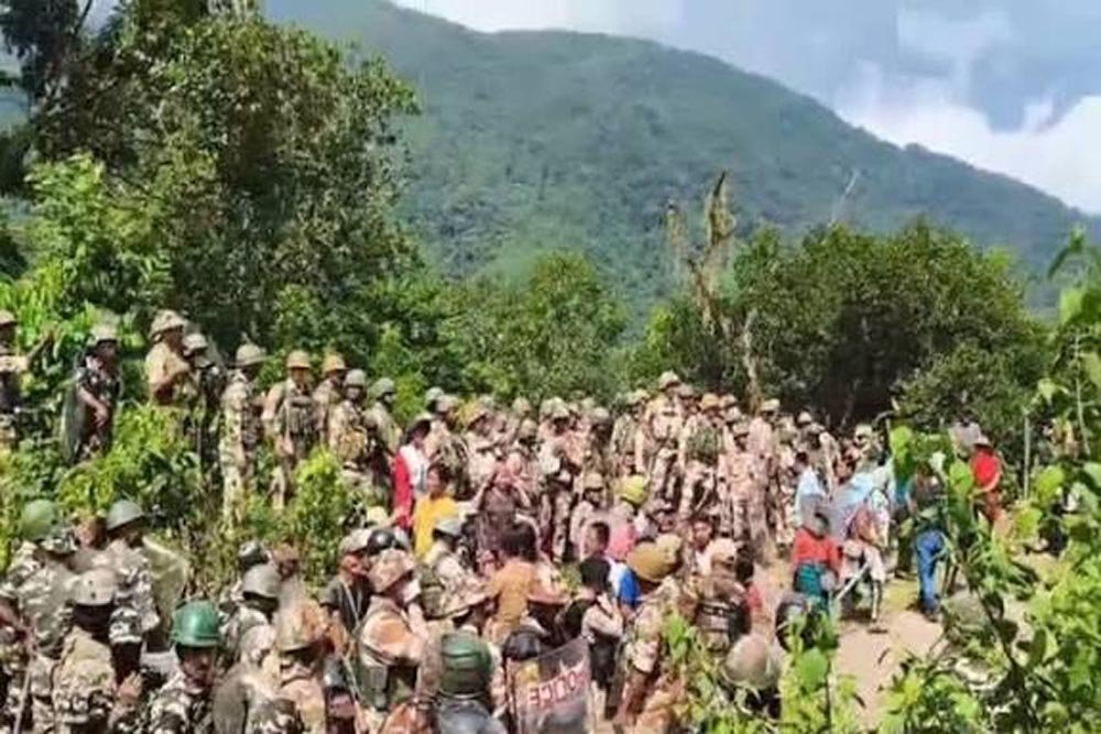 सियांग नदी पर बनेगा देश का बड़ा बांध? राष्ट्रीय सुरक्षा बनाम आदिवासियों की जमीन, जानिए पूरा विवाद 1 142 8