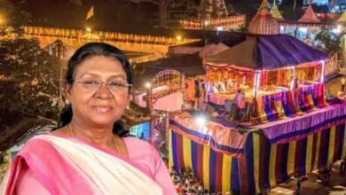 मां दंतेश्वरी के दरबार पहुंचीं राष्ट्रपति मुर्मु, देशवासियों की खुशहाली के लिए की प्रार्थना 7 23A 64