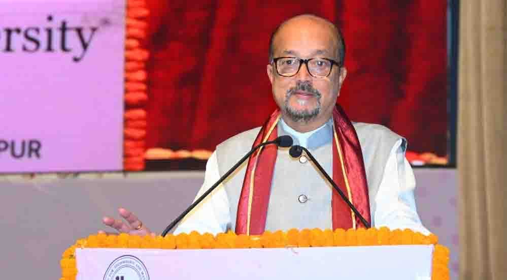 शिक्षा और स्टार्टअप से संवरेगा भविष्य, डेका बोले- अपने आइडिया को बिजनेस में बदलने की दिशा में बढ़ें आगे 1 26A 200
