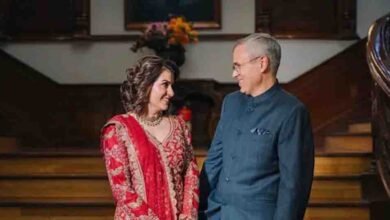 उमर अब्दुल्ला ने की नई शुरुआत, वरिष्ठ पत्रकार के साथ शादी की तस्वीरें कीं शेयर 2 31 A 271 1