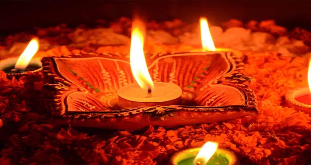 Shardiya Navratri 2026: अखंड ज्योति जलाते समय न करें ये गलतियां, जानें शुभ दिशा और जरूरी सावधानियां 1 73 9