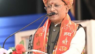मुख्यमंत्री ने मां दुर्गा की आराधना कर प्रदेशवासियों की सुख-समृद्धि और खुशहाली की कामना की 7 ARTI 02