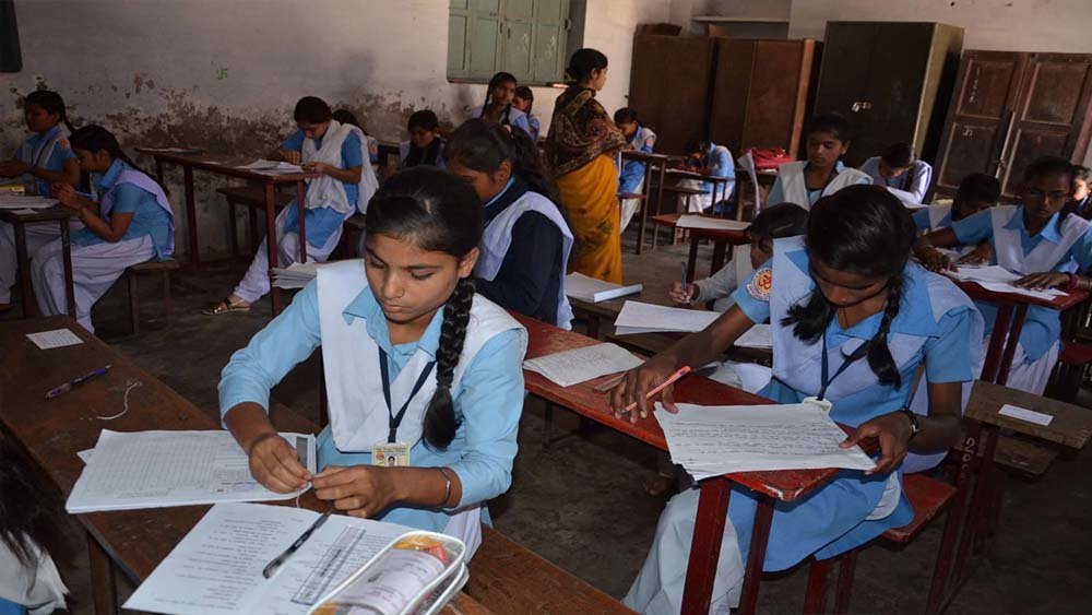 सरकारी स्कूलों में बच्चों के कमजोर प्रदर्शन पर कार्रवाई की तैयारी, दुर्ग के प्राचार्यों से मांगा स्पष्टीकरण 1 Chhattisgarh News 01 3 12