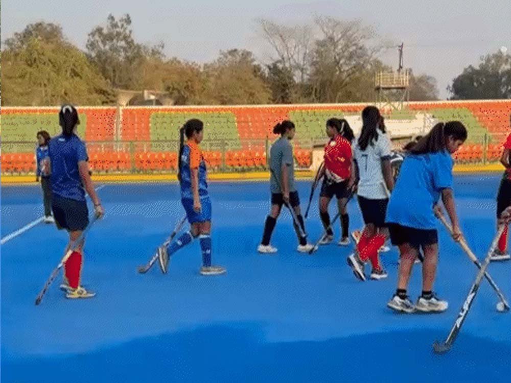 छत्तीसगढ़ी में होगी हॉकी मैचों की कमेंट्री, स्थानीय भाषा को मिलेगा बढ़ावा 1 Chhattisgarh News 02 1 13