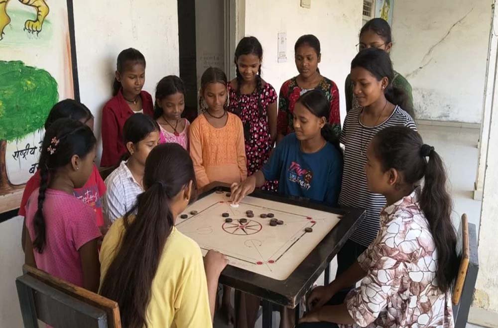 CG के आश्रम-छात्रावासों में मिल रहीं बेहतर सुविधाएं, उच्च शिक्षा की ओर बढ़ रहे छात्र-छात्राएं 1 Chhattisgarh News 06 1 2