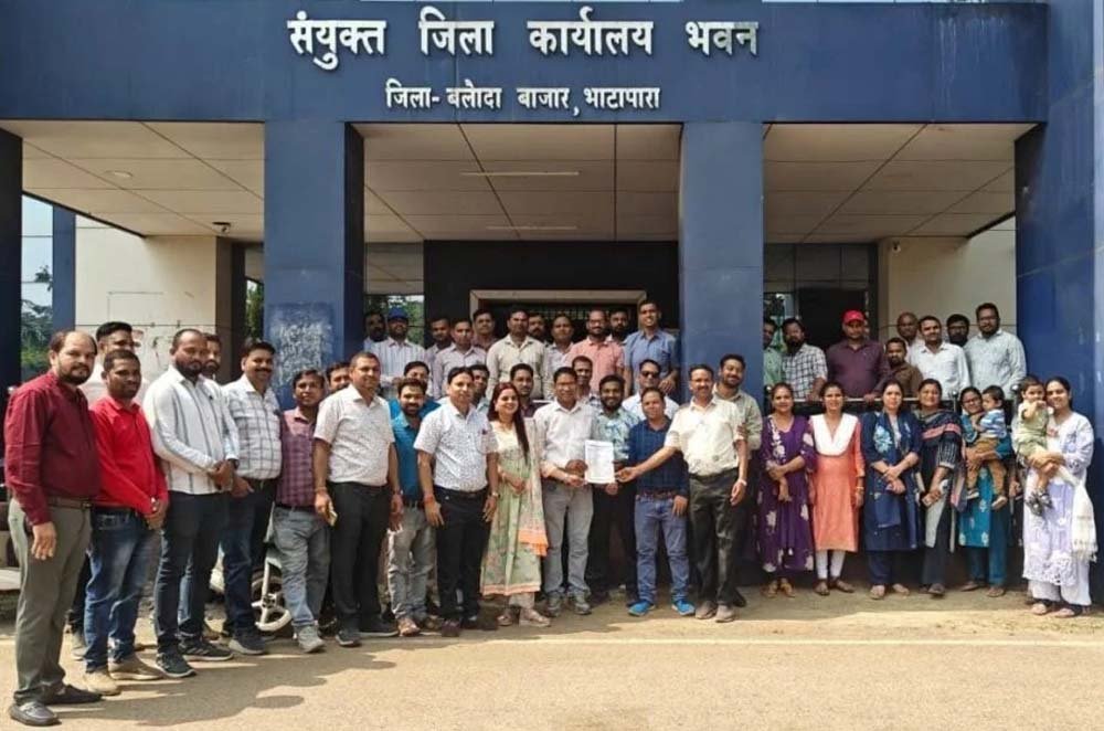 गिरदावरी को लेकर सरकार और कर्मचारियों के बीच टकराव के आसार, पटवारियों के बाद कृषि कर्मचारियों ने खोला मोर्चा 1 Chhattisgarh News 07 1 10