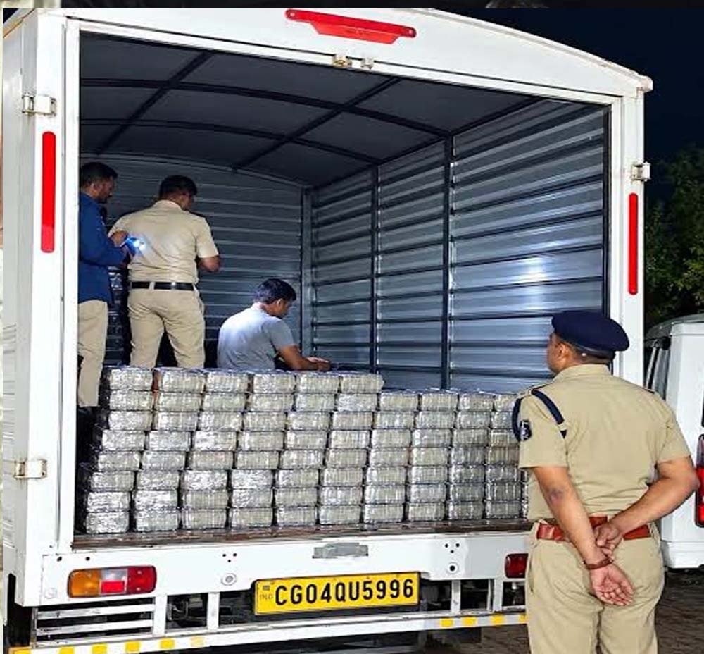 CG में हवाला नेटवर्क का बड़ा खुलासा? ₹1 लाख भेजने पर ₹2,000 तक कमीशन, रोजाना करोड़ों का कारोबार 1 Chhattisgarh News 07 3 21
