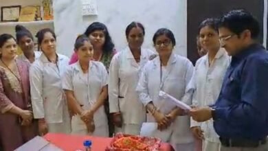 छत्तीसगढ़ में नर्सिंग स्टाफ का बड़ा आंदोलन, ग्रेड-पे बढ़ाने की मांग पर 7 अक्टूबर से प्रदर्शन 4 Chhattisgarh News 08 1 1