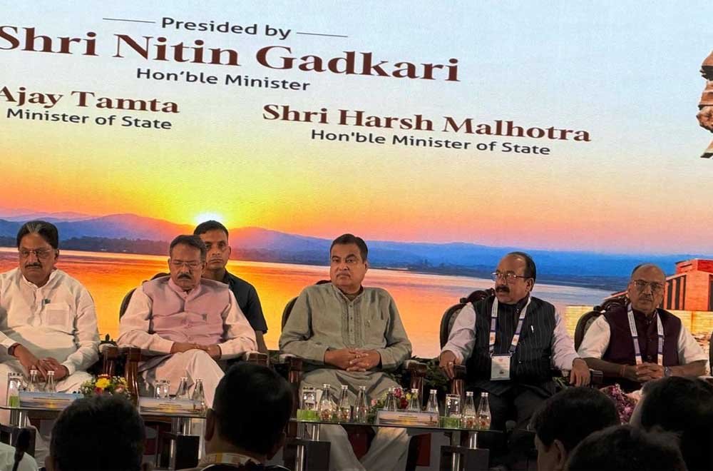 केन्द्रीय सड़क परिवहन एवं राजमार्ग मंत्रालय द्वारा गुजरात के नर्मदा में दो दिवसीय आयोजन 1 Nitin 05