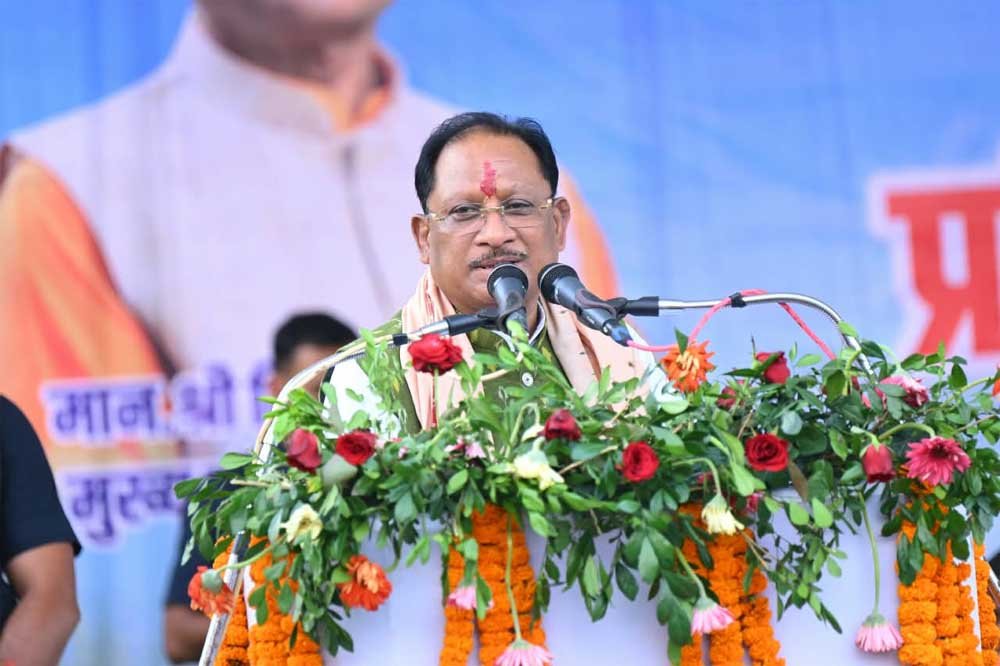 सुशासन के साथ विकास योजनाओं का लाभ अंतिम व्यक्ति तक पहुँचाना हमारी सरकार का संकल्प : मुख्यमंत्री साय 1 bhet 36