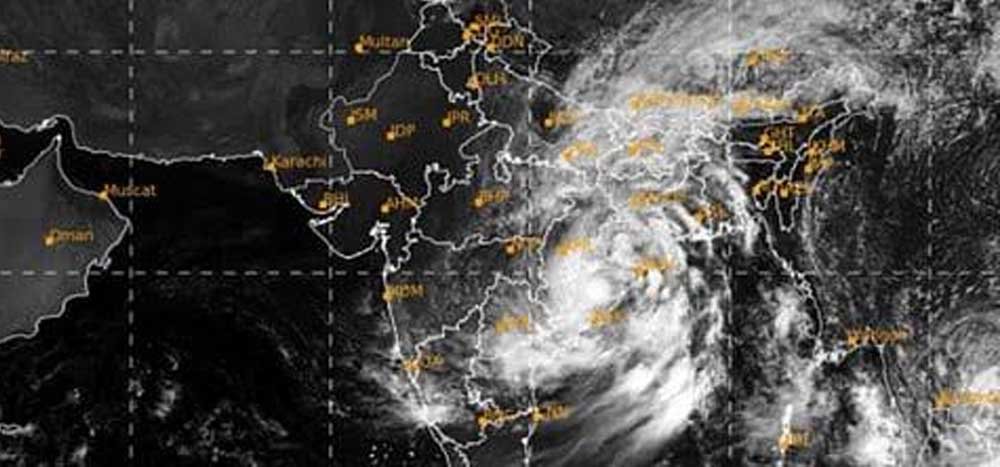 चक्रवात ‘अर्नब’ का छत्तीसगढ़ में असर, भारी बारिश और तेज हवाओं की चेतावनी, किसानों को सतर्क रहने की सलाह 1 chakra 02