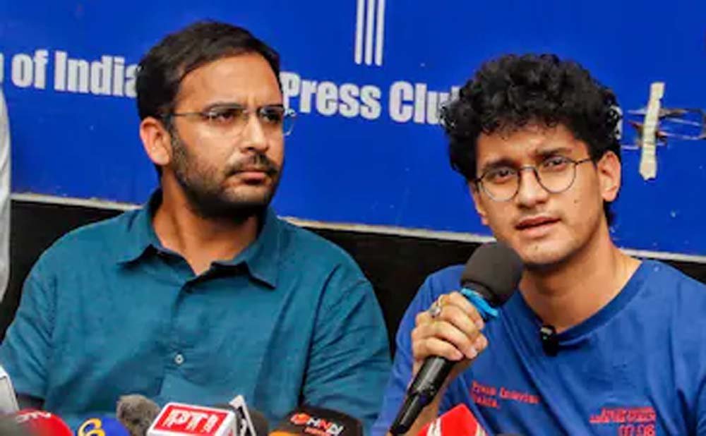दिल्ली कोर्ट का फैसला: दोनों आरोपियों की हिरासत बढ़ी, CJP ने जताई नाराजगी 1 raka2